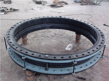 大口徑翻邊橡膠接頭的性能特點(diǎn) 大口徑翻邊橡膠接頭的性能特點(diǎn)